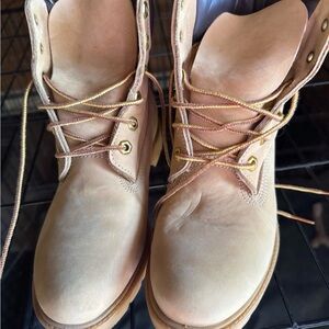 Timberland Women's Boots 5.5 great condition